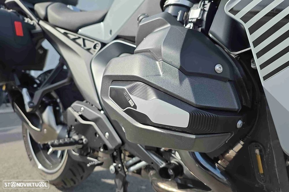 BMW R 1300 RS - 9