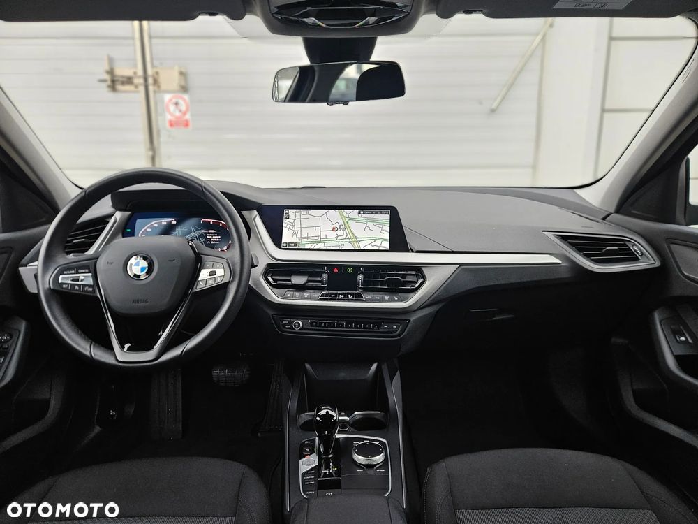 BMW Seria 1 118i Advantage - 34