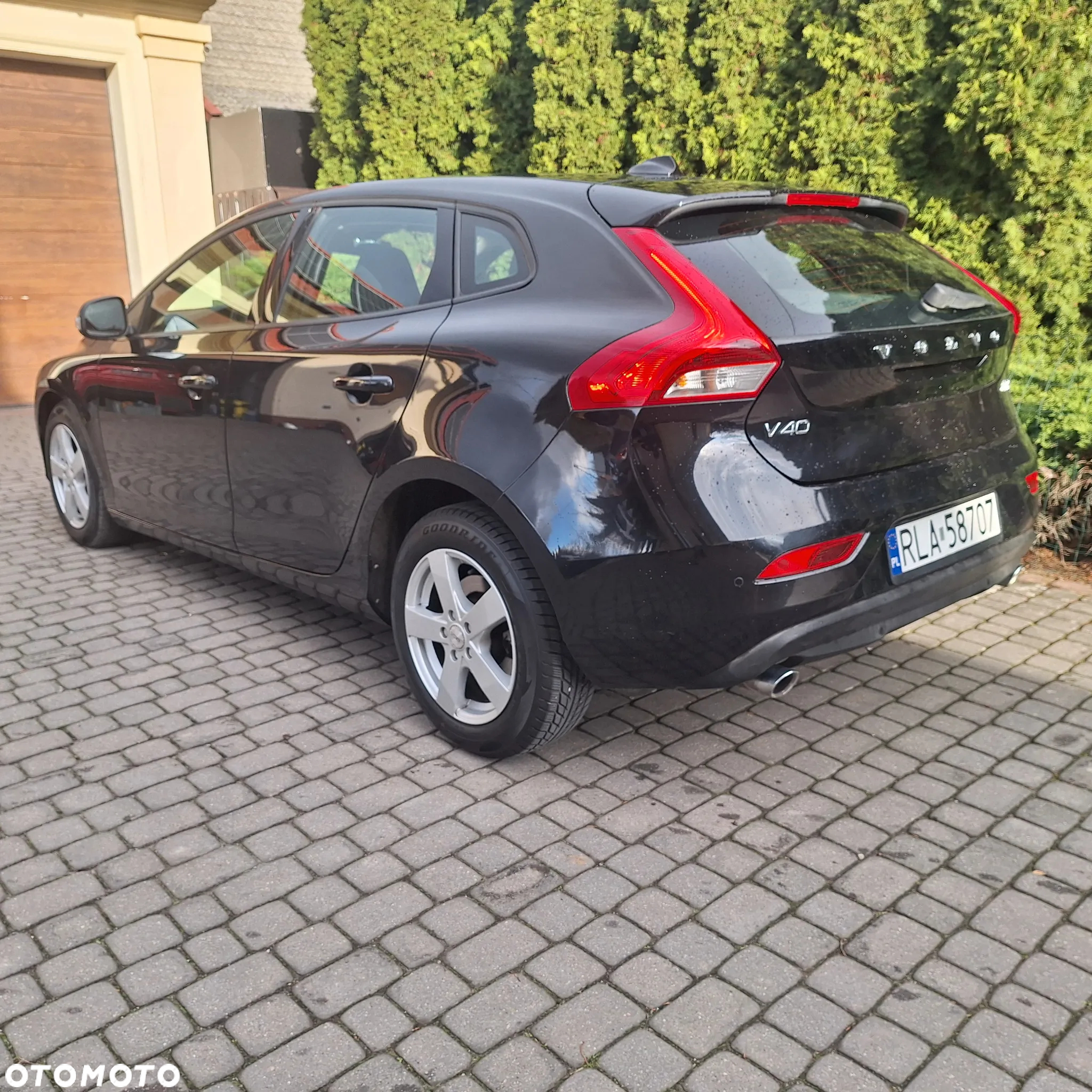 Volvo V40 D2 Drive-E Momentum - 5