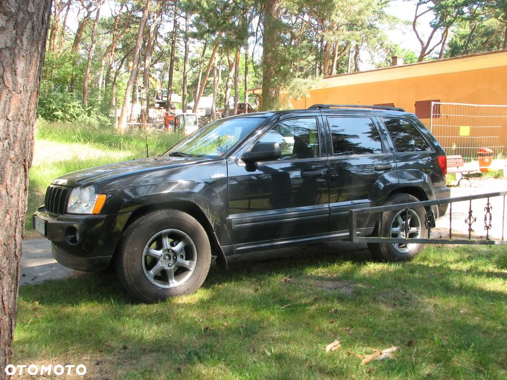 Jeep Grand Cherokee - 35