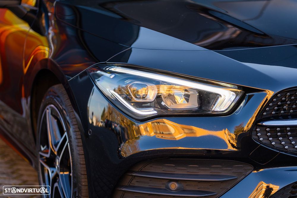 Mercedes-Benz CLA 250 e 8G-DCT AMG Line - 32