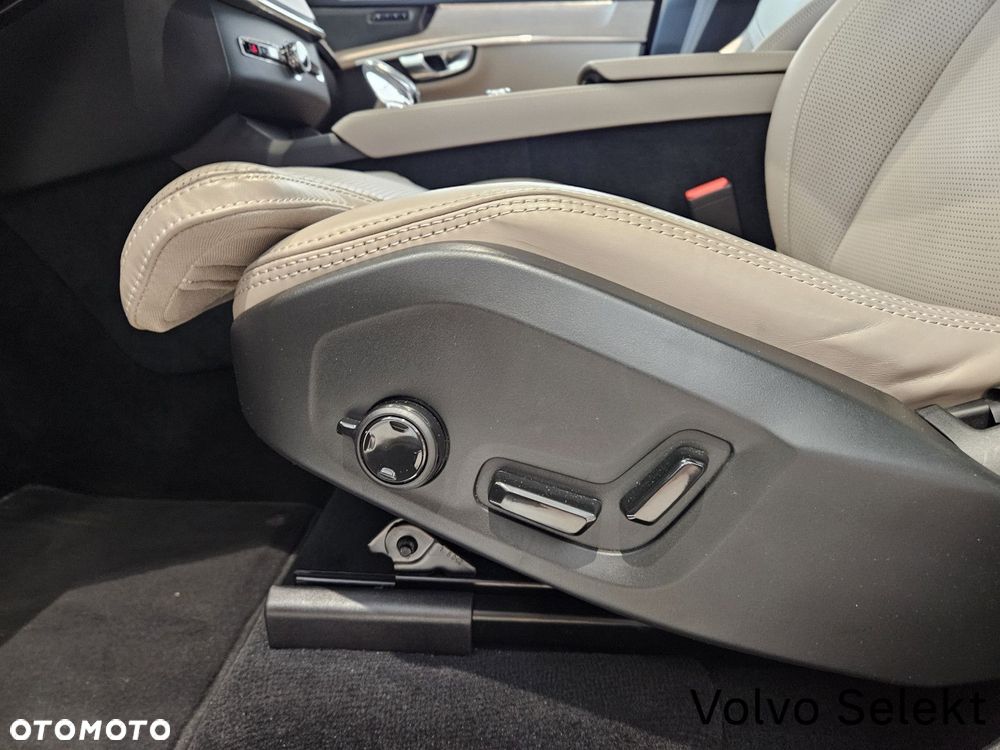 Volvo XC 90 - 11