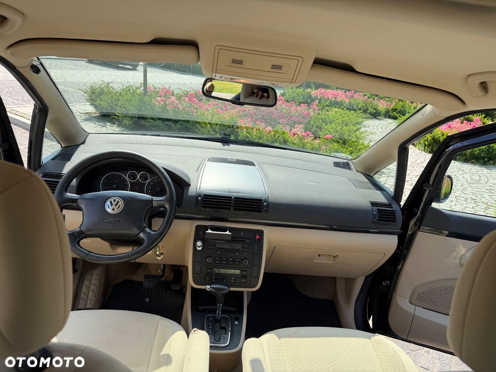 Volkswagen Sharan 1.8T Comfortline Tiptr - 13