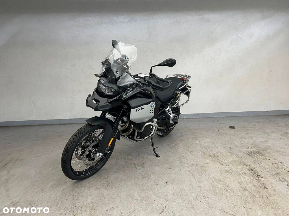 BMW F - 5