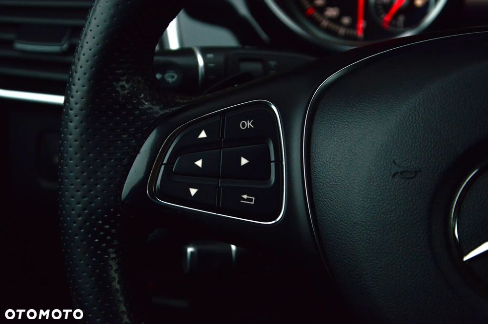 Mercedes-Benz GLE - 25