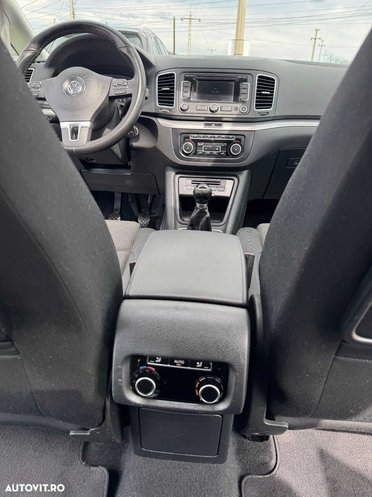Volkswagen Sharan 2.0 TDI BlueMotion Technology Highline - 9