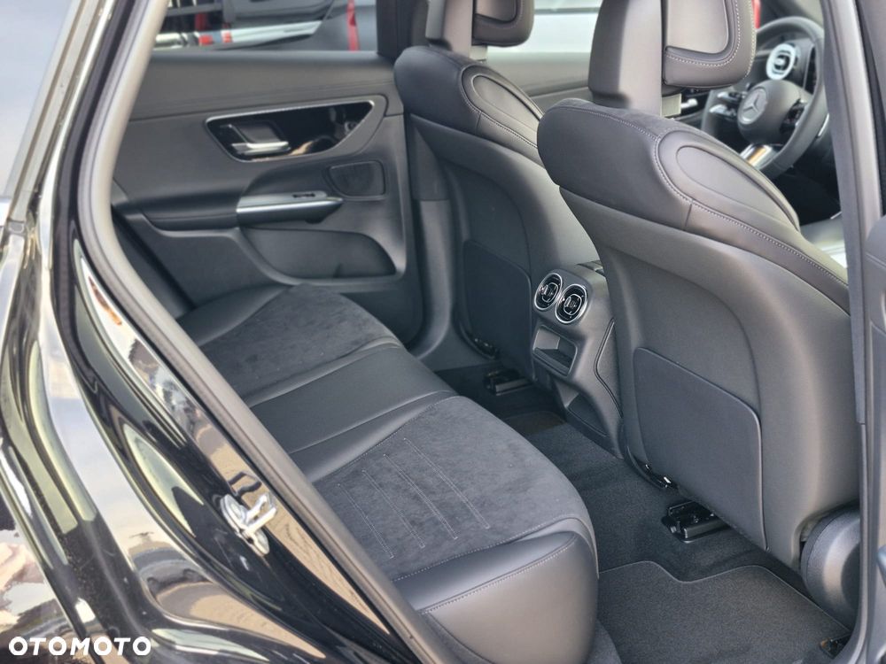 Mercedes-Benz GLC 200 mHEV 4-Matic AMG Line - 17