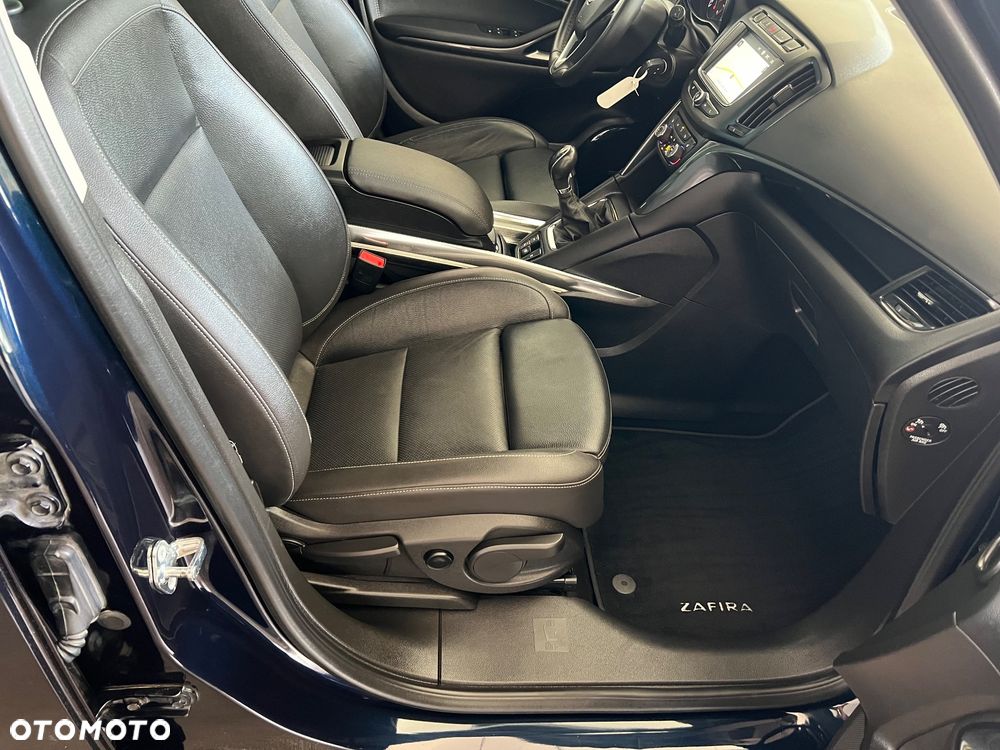 Opel Zafira 1.6 T Enjoy S&S - 28