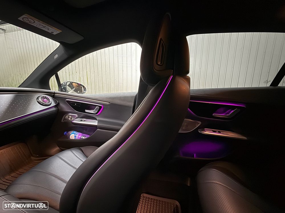 Mercedes-Benz EQE 300 Electric Art - 10