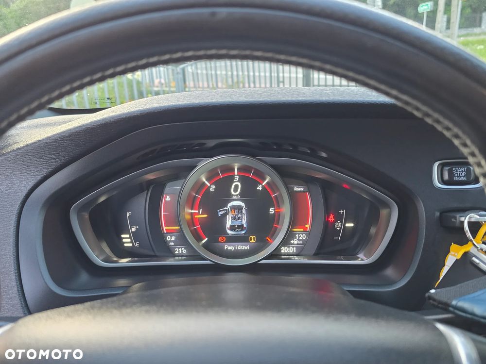 Volvo V40 D2 RDesign - 35