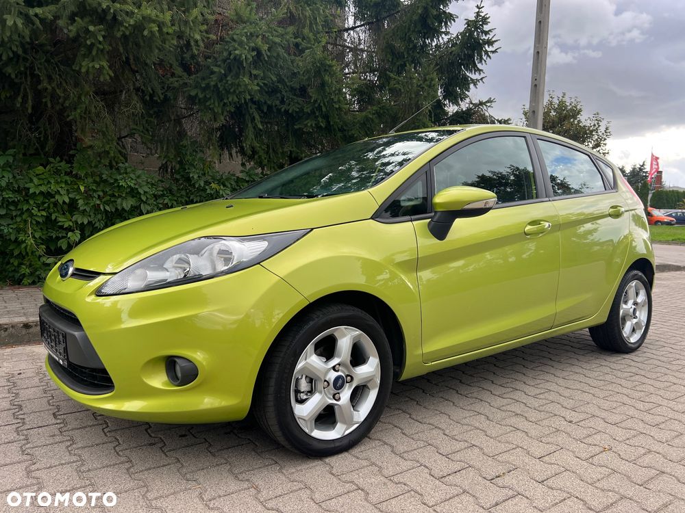 Ford Fiesta - 2
