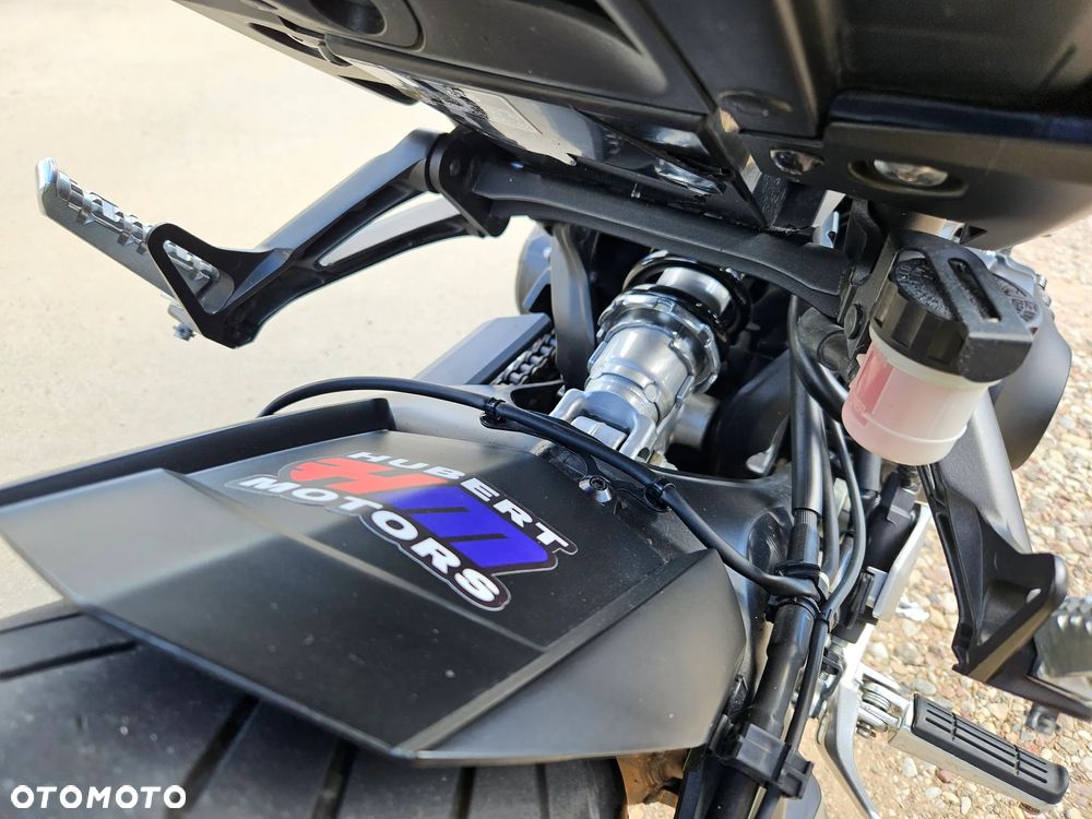Yamaha MT - 16