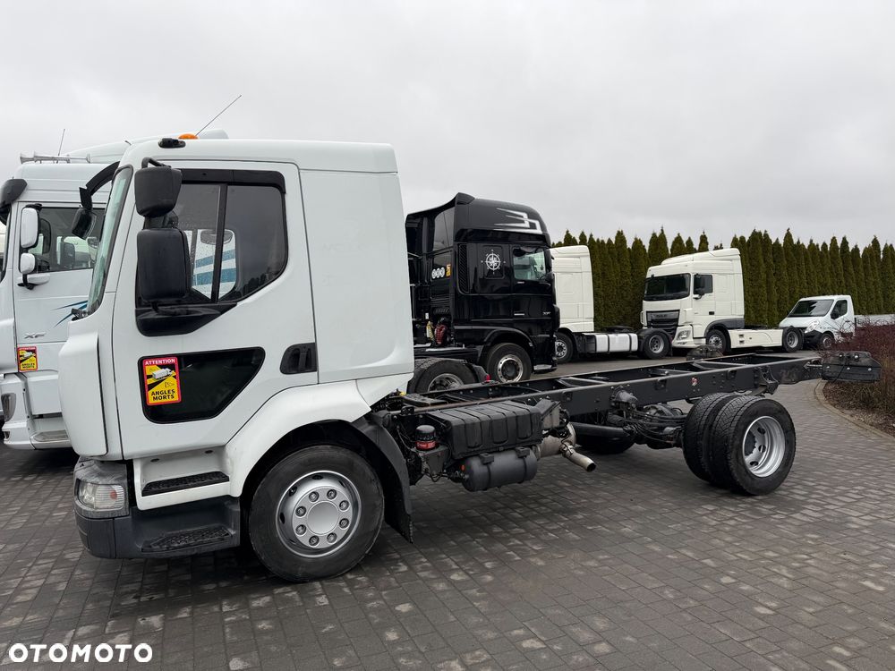 Renault MIDLUM 220 DXI // Przystawka/pompa // DMC 12T // Kabina Sypialna // rama do zabudowy - 2