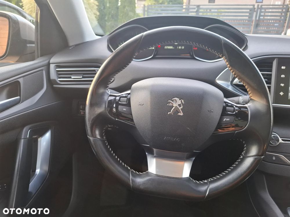 Peugeot 308 1.6 e-HDi Allure S&S - 20