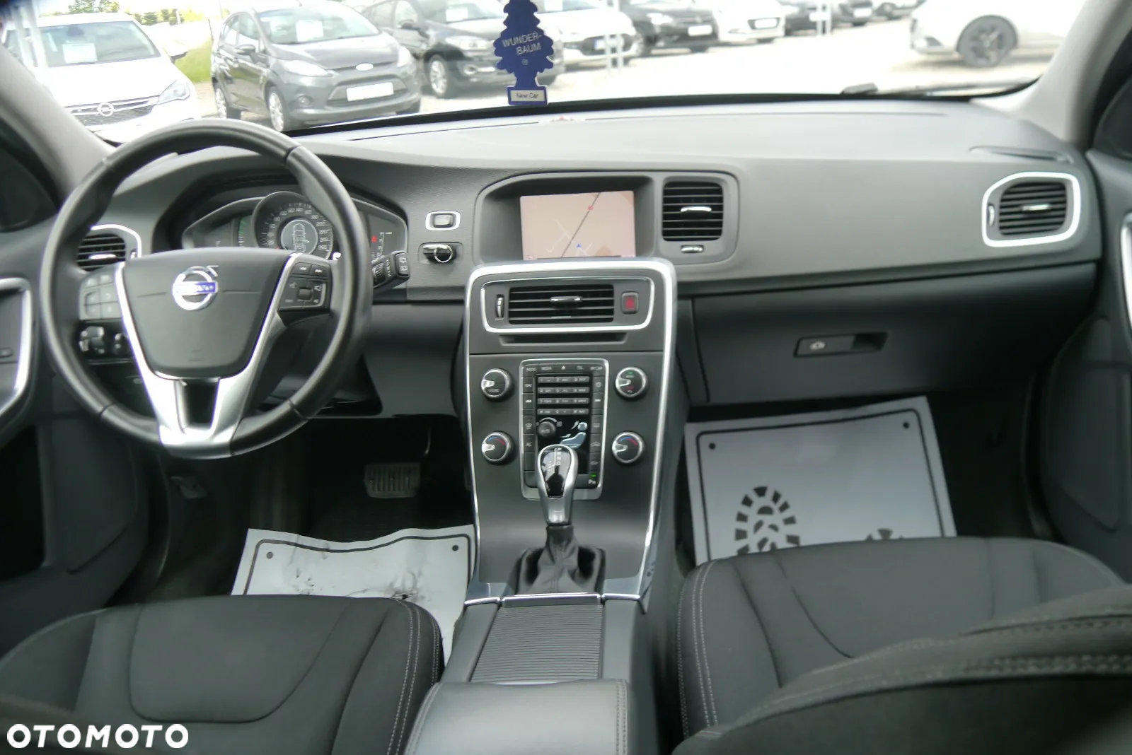 Volvo V60 - 16