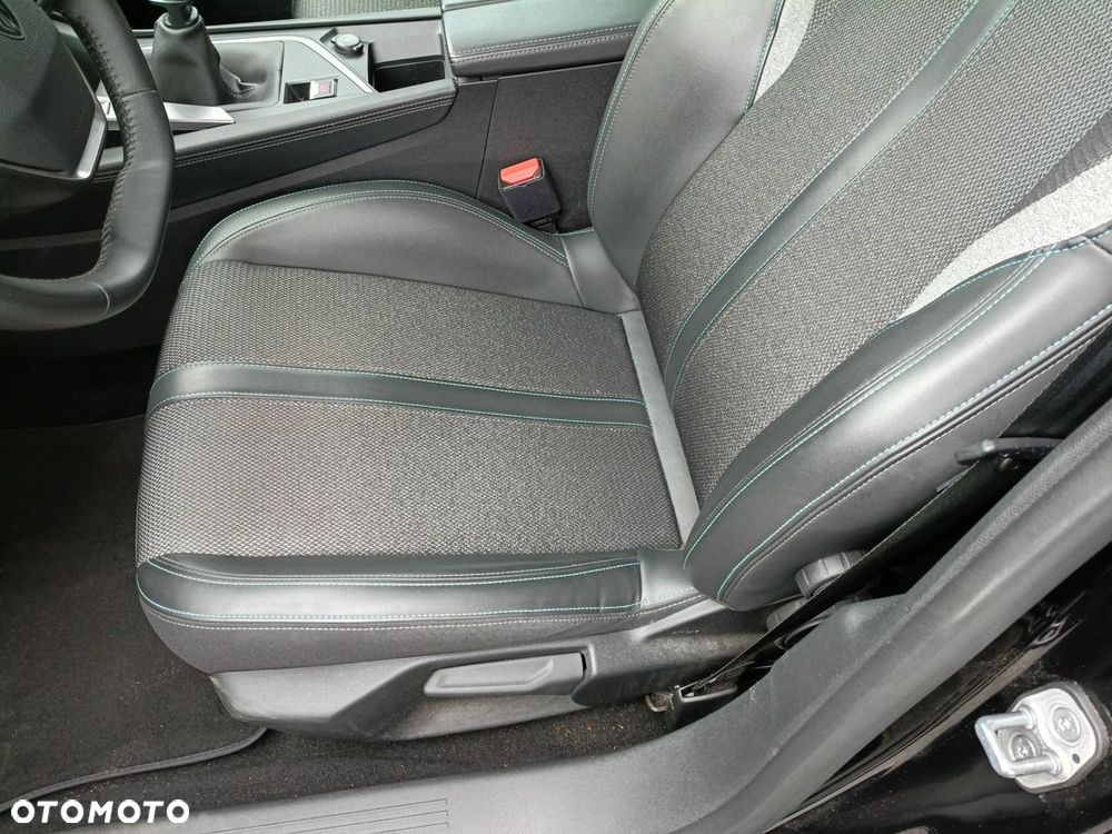 Peugeot 308 - 12