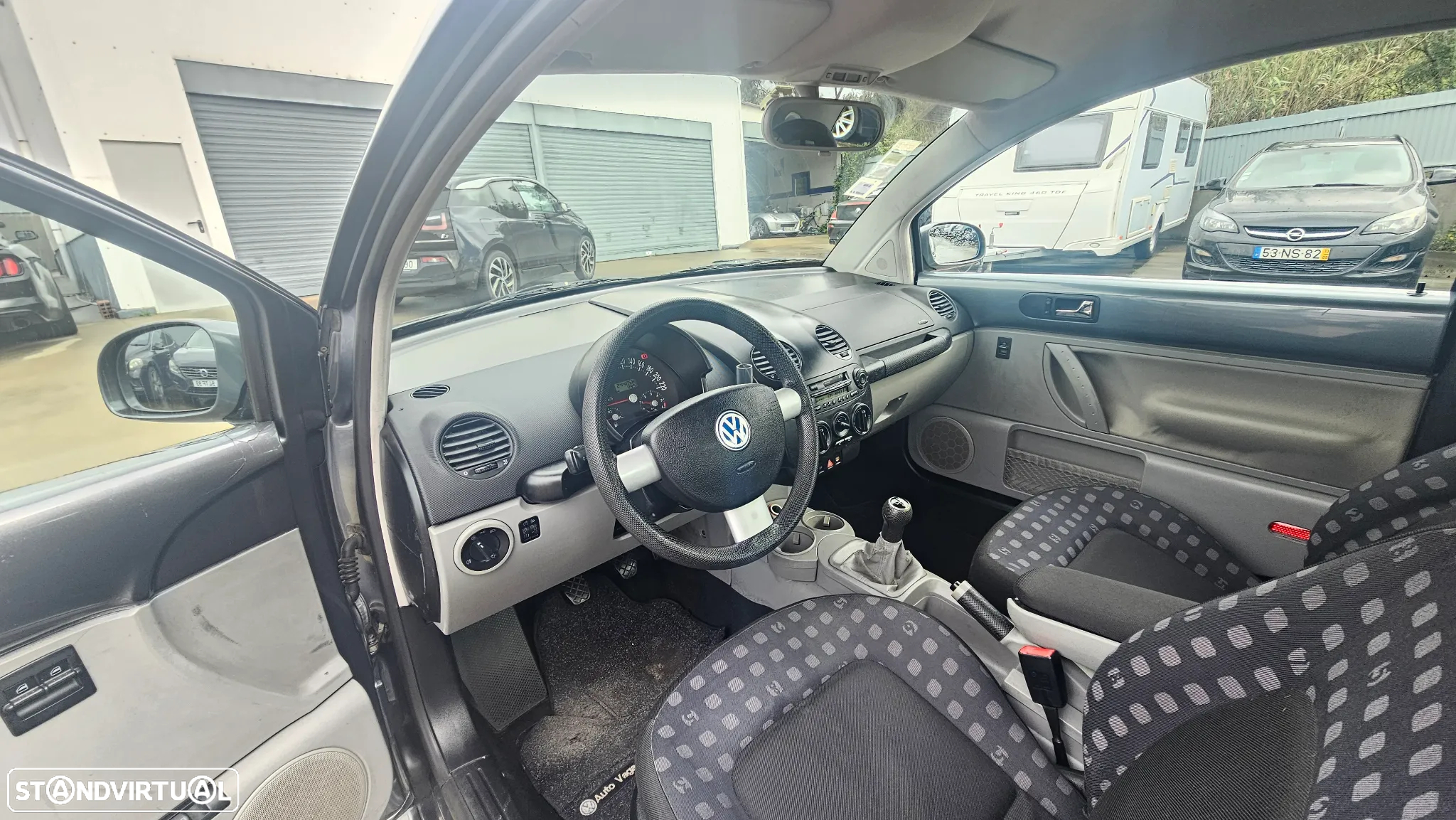 VW New Beetle 1.4 - 11