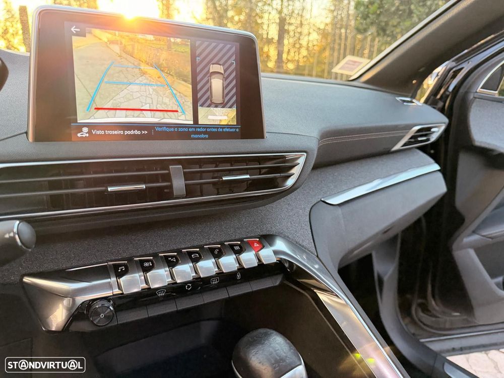 Peugeot 3008 1.2 PureTech GT Line - 29