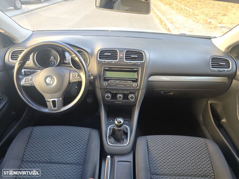 VW Golf Variant 1.6 TDi Confortline - 14