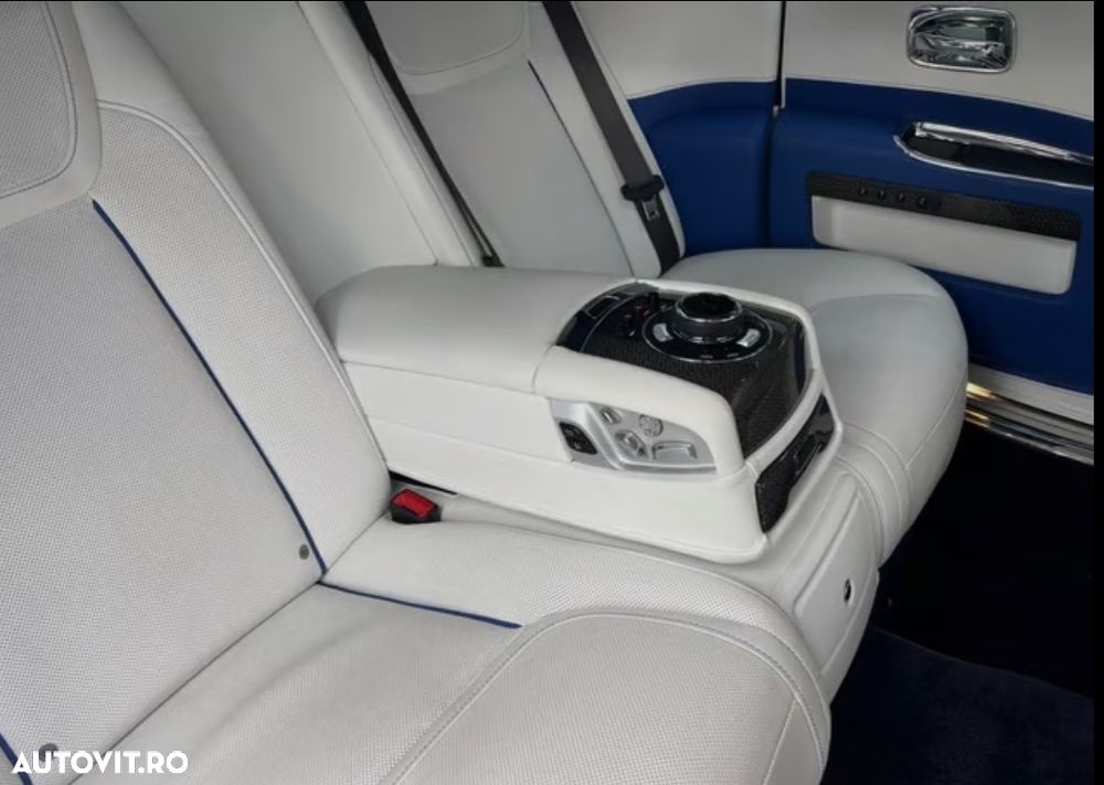 Rolls-Royce Ghost - 13