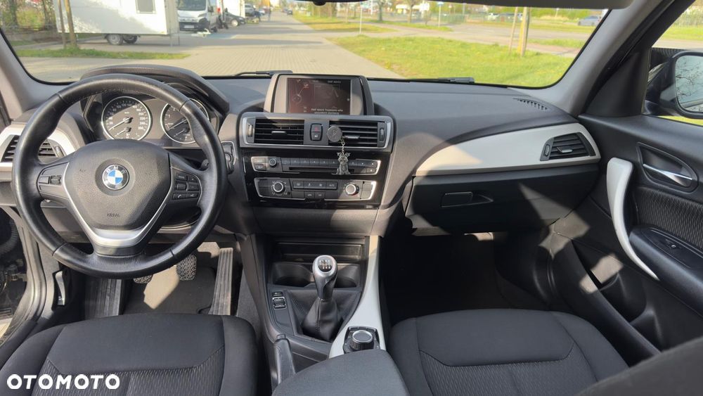 BMW Seria 1 118i - 6