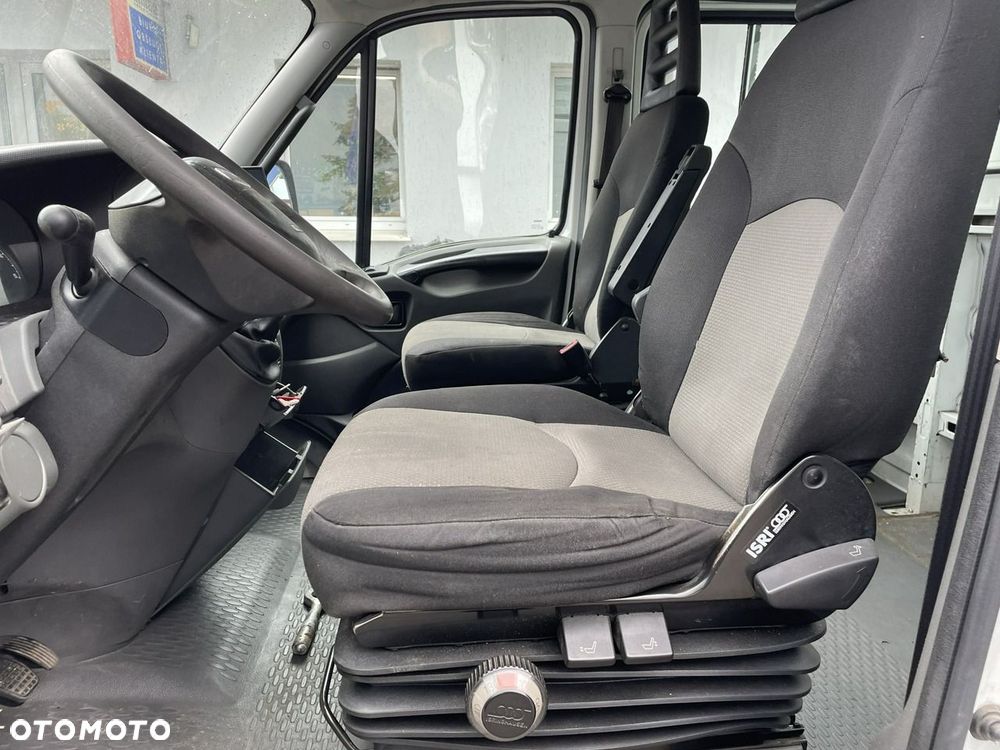 Iveco 70C15 Wywrotka 3-strony Kontener Śmieciarka 6-osób 2013 - 10