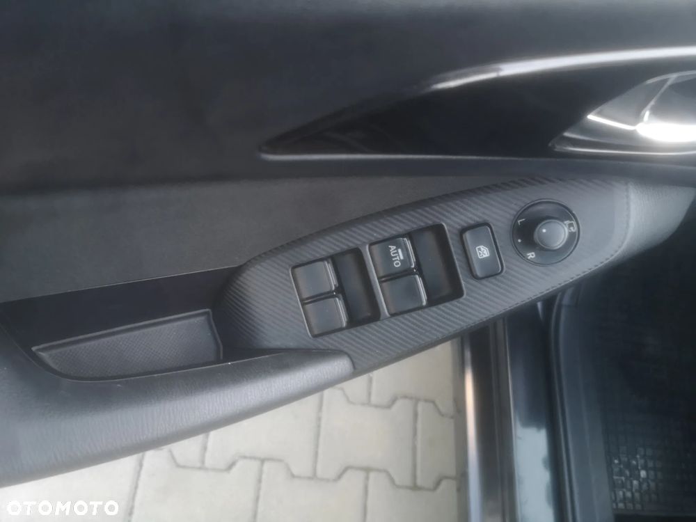 Mazda 3 SKYACTIV-G 120 Exclusive-Line - 36
