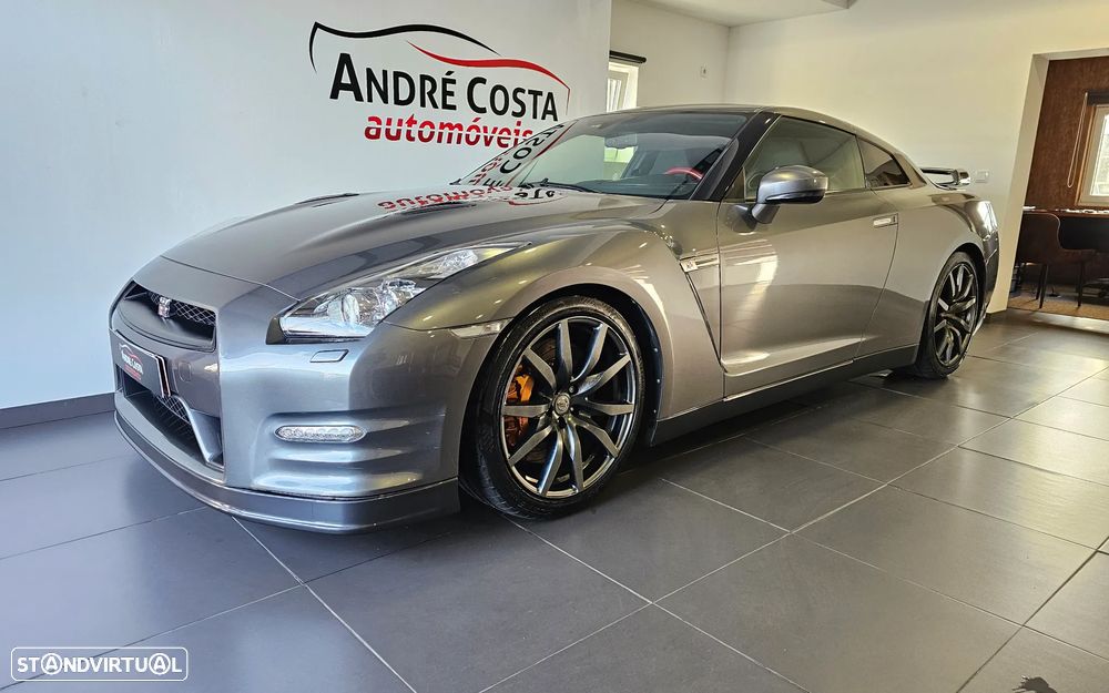 Nissan GT-R 3.8 V6 Black Edition - 5