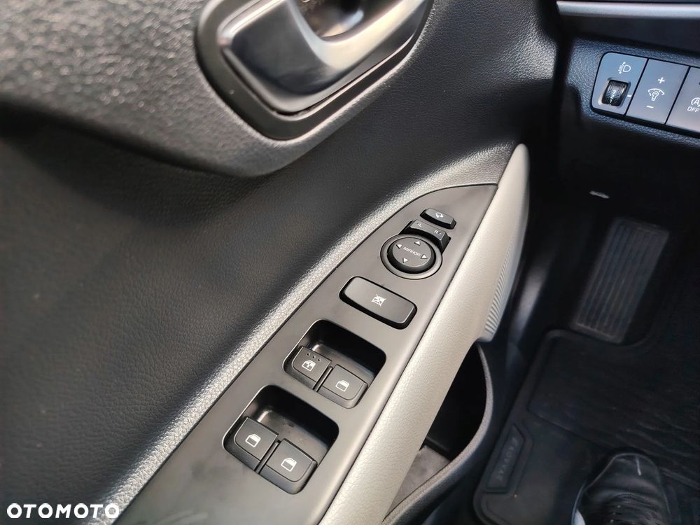 Kia Stonic 1.0 T-GDI MHEV L Business Line - 33