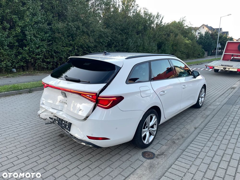 Seat Leon Sportstourer 2.0 TDI FR DSG - 14