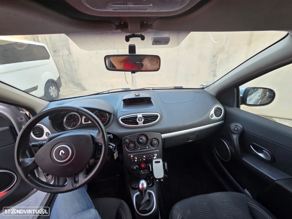 Renault Clio 1.5 dCi Confort - 2