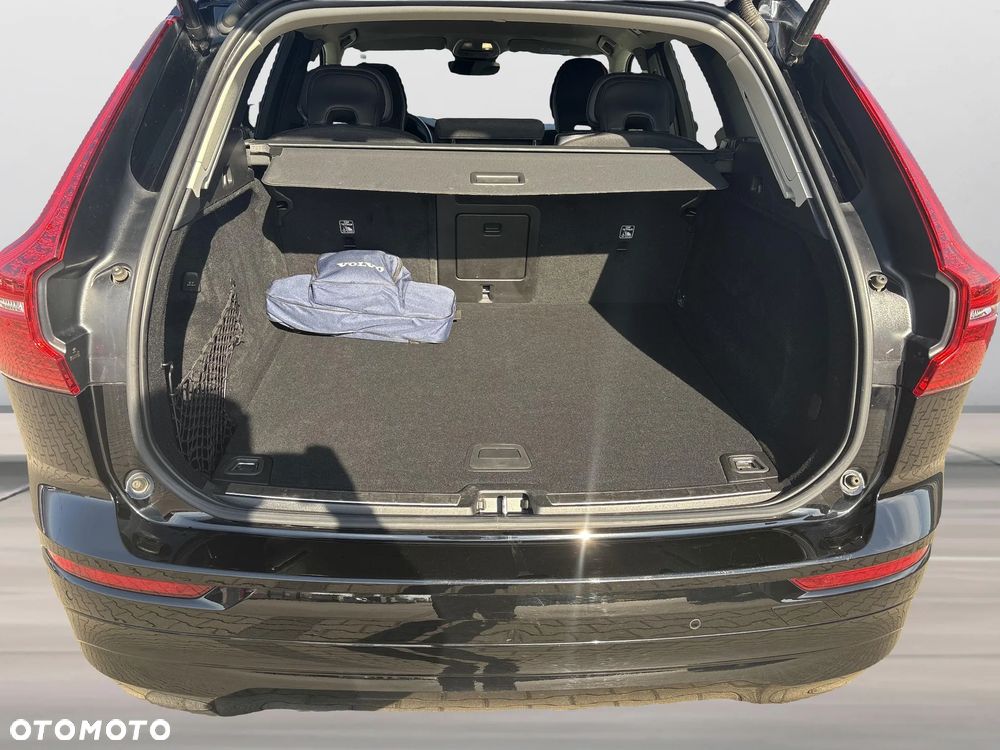Volvo XC 60 B4 D AWD Momentum Pro - 14