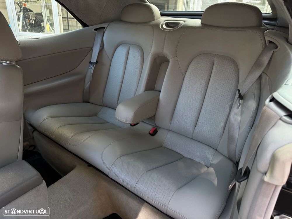 Mercedes-Benz CLK 320 Elegance - 22