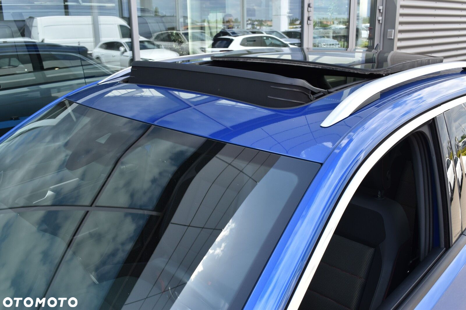 Volkswagen T-Roc - 36