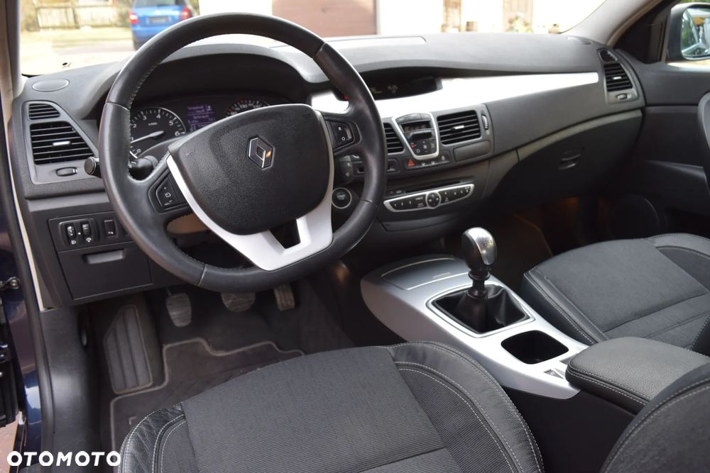 Renault Laguna 2.0 16V Expression - 23