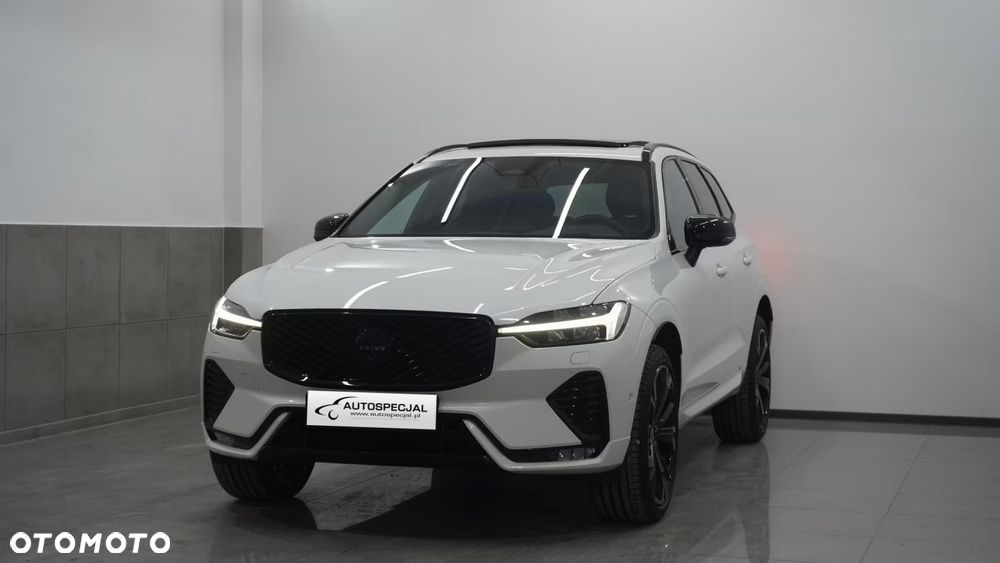Volvo XC 60 B5 B AWD Ultra Black Edition - 3