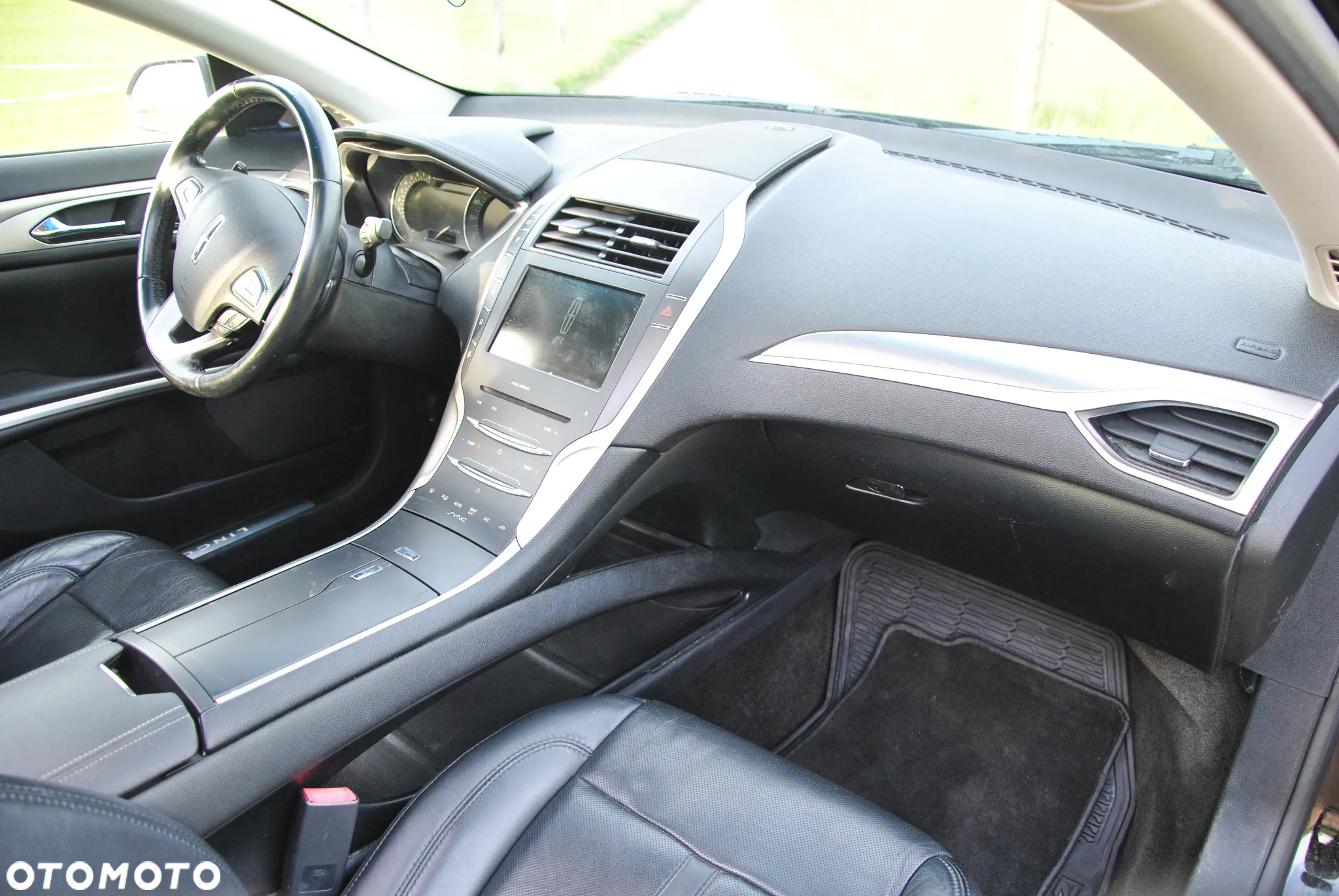 Lincoln MKZ - 29
