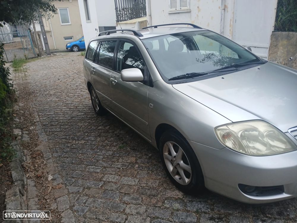 Toyota Corolla SW 1.4 D-4D - 11