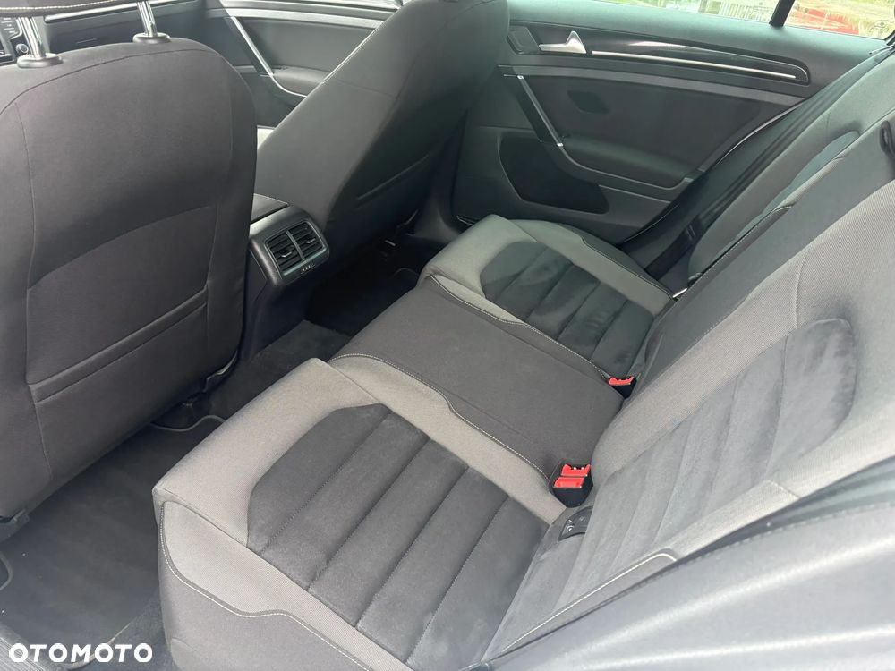 Volkswagen Golf 1.4 TSI BMT Highline DSG - 21