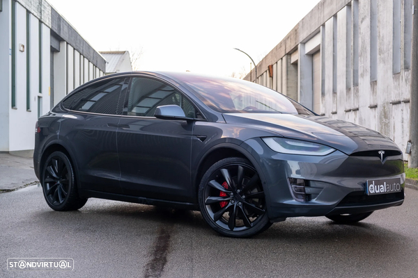 Tesla Model X Ludicrous Performance