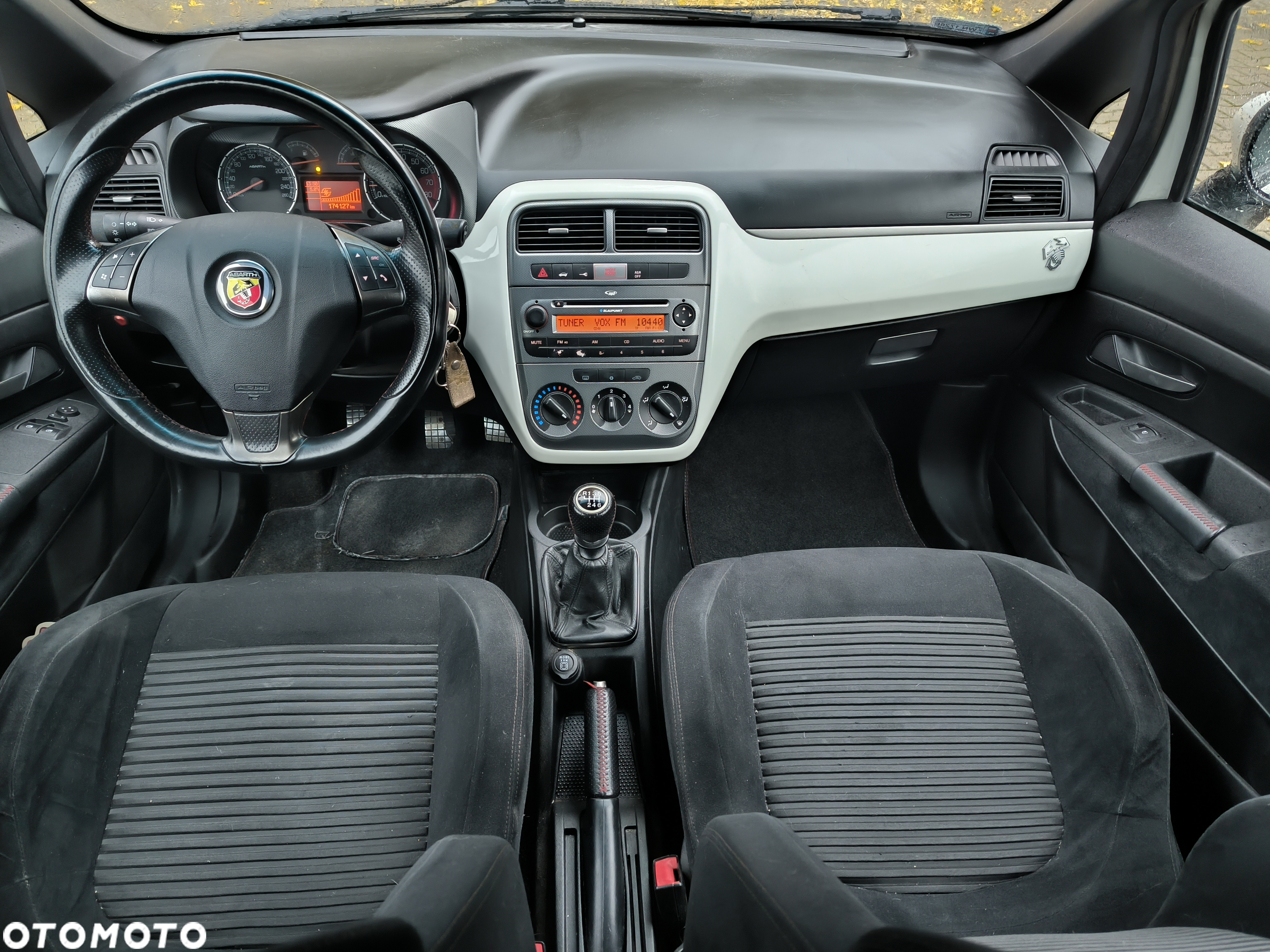 Fiat Grande Punto 1.4T-Jet Abarth - 27