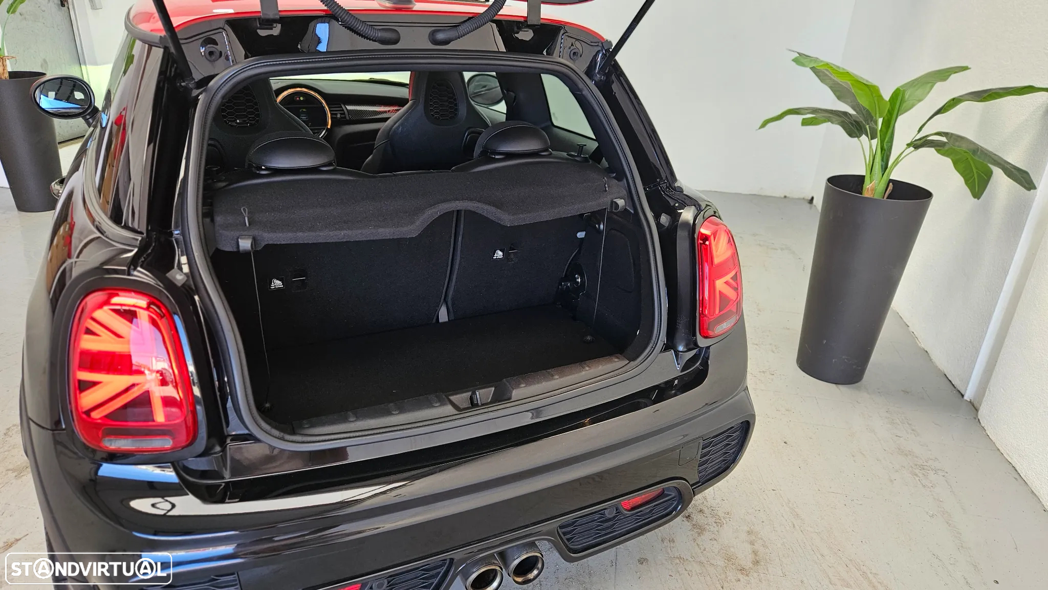 MINI 3 Portas John Cooper Works Auto Desportiva - 21