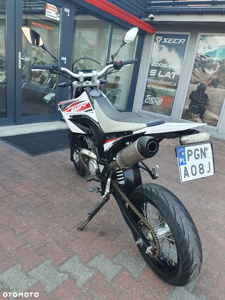 Yamaha WR - 19