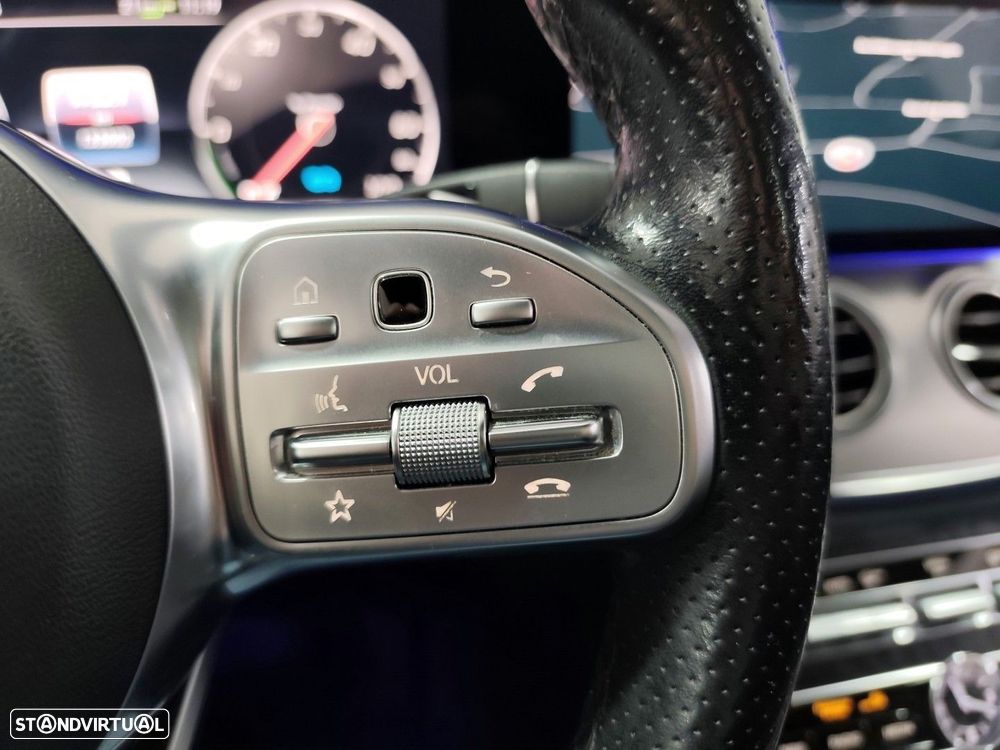 Mercedes-Benz E 300 de AMG Line - 25