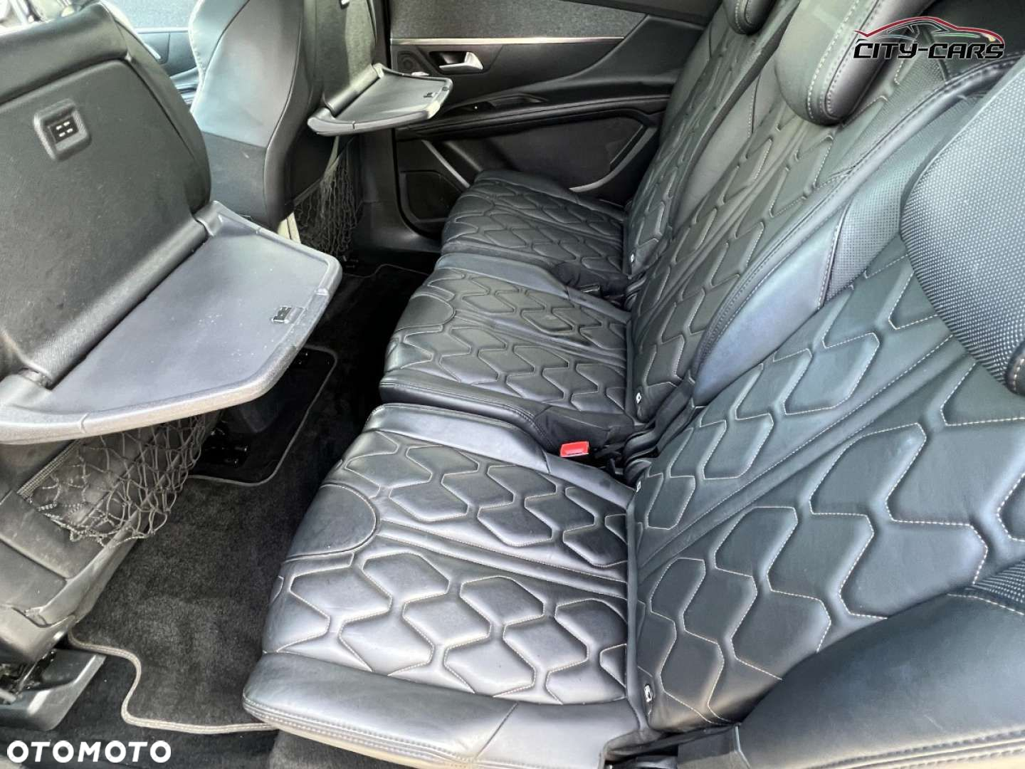 Peugeot 5008 - 24