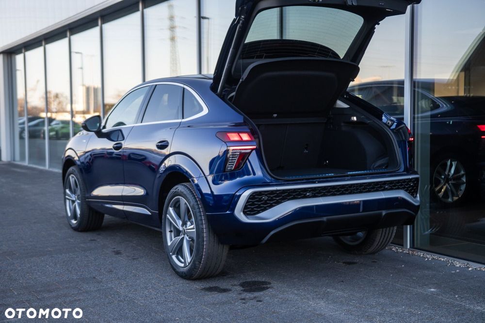 Audi Q3 Sportback - 8