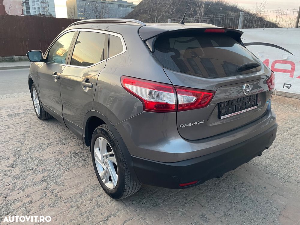 Nissan Qashqai 1.5 DCI Start/Stop Tekna - 2