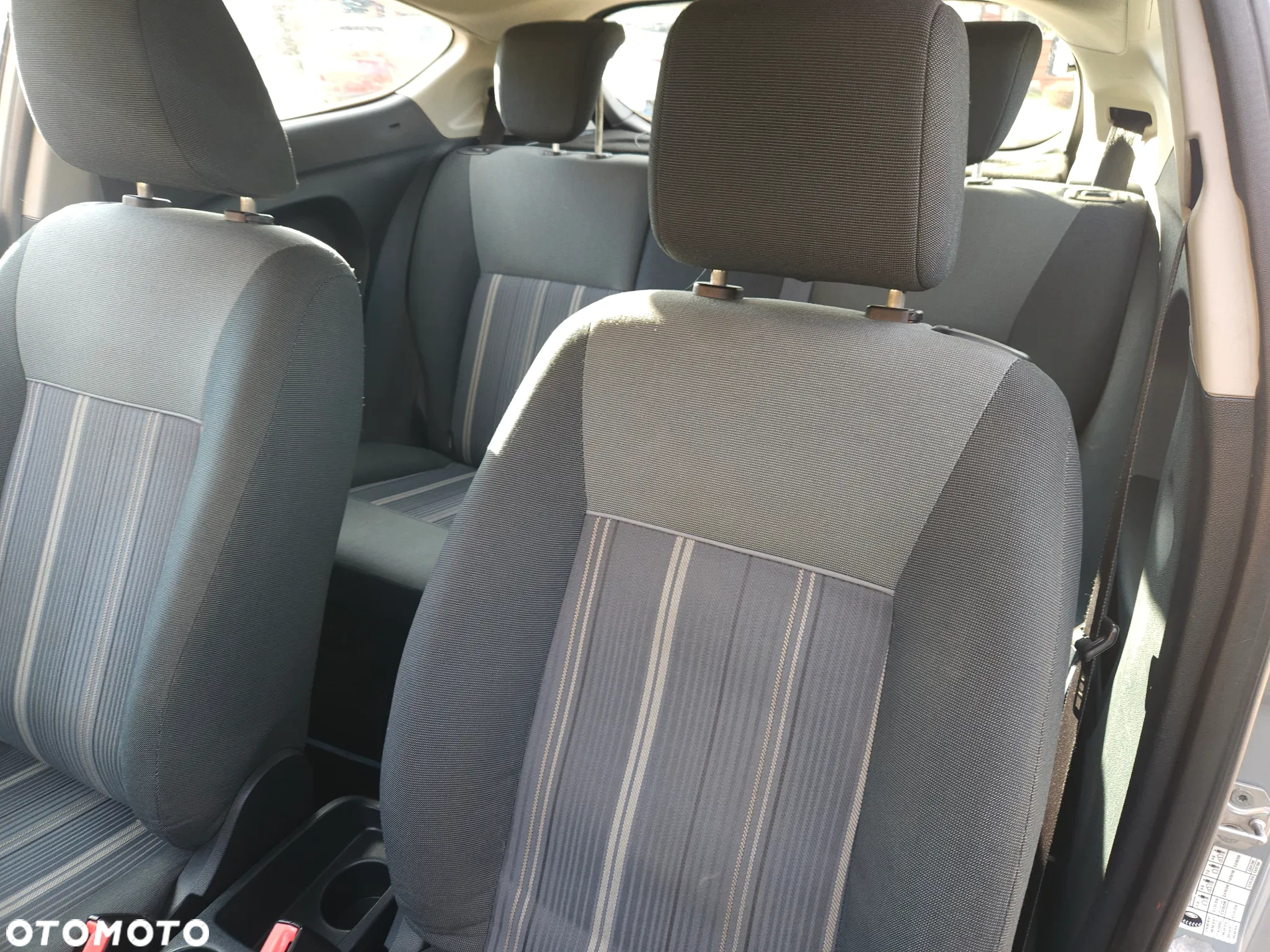 Ford Fiesta - 24
