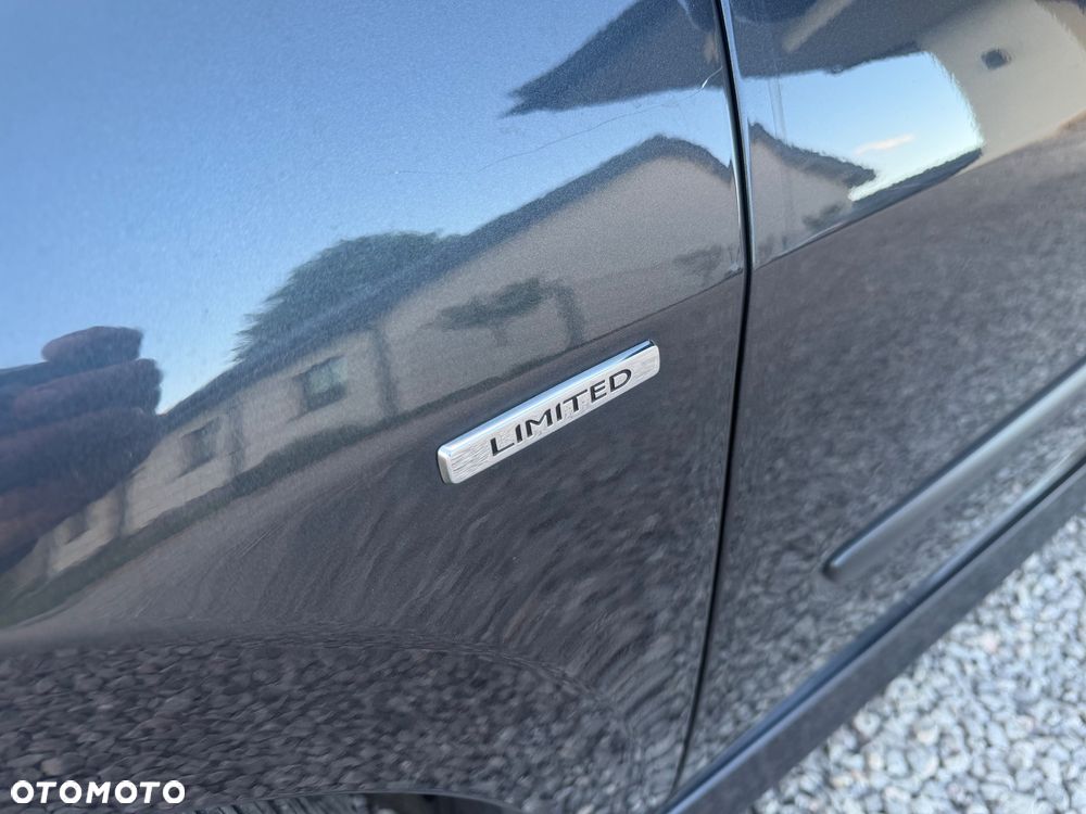 Renault Laguna dCi 110 FAP Limited - 11