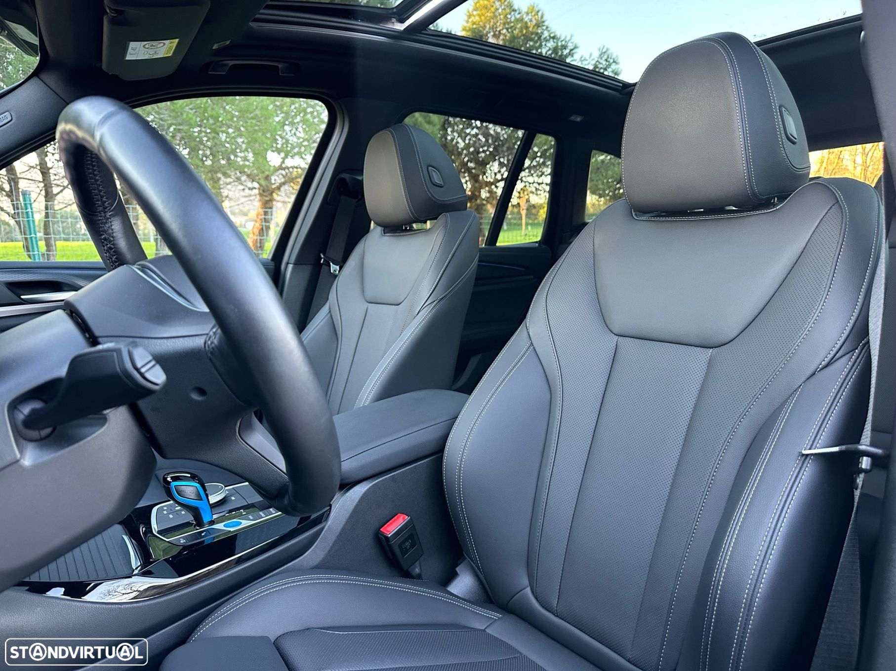 BMW iX3 M Sport Inspiring - 28